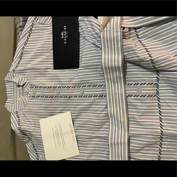 Women’s Coach shirt w/ belt